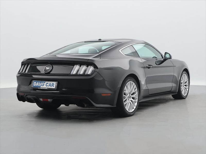 Ford Mustang 2,3 EB 233kW Kůže Navi CZ - fotka 7 z 27