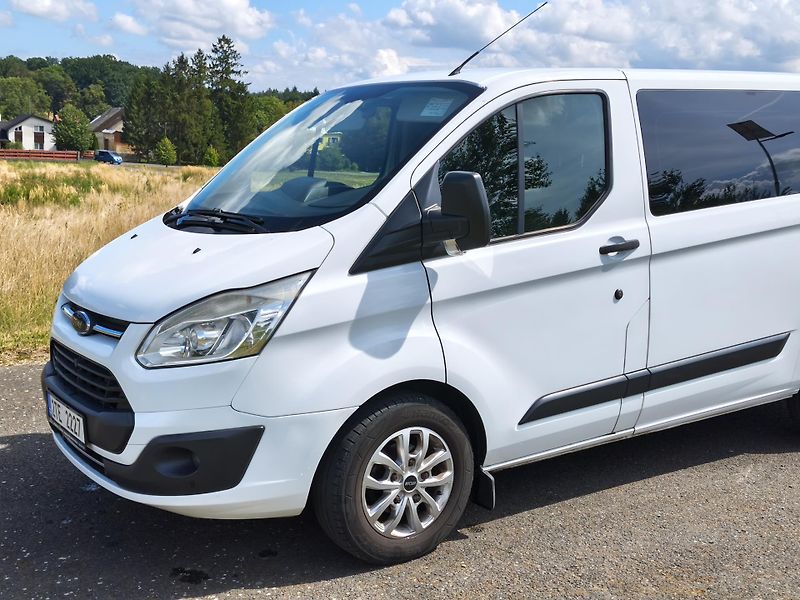 Ford Transit Custom (2017) 2.0 TDCi EcoBlue,L1H1 - fotka 1 z 11