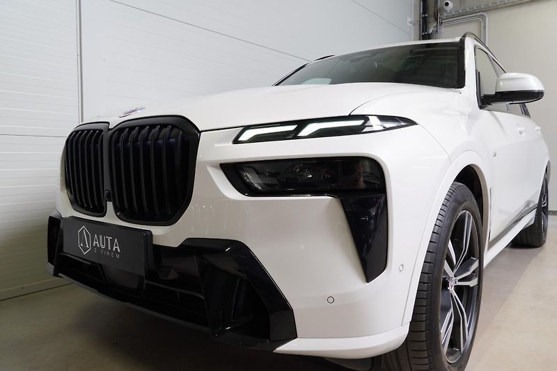 BMW X7 Xdrive40d,M-paket,HUD,360,Tažn - fotka 15 z 47