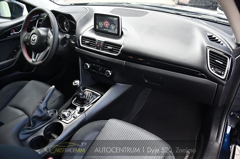 Mazda 3 2.0 SkyActiv-G120  - fotka 12 z 47