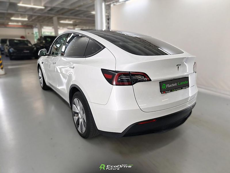 Tesla Model Y (2023) Long Range AWD - fotka 3 z 7