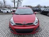Kia Rio 1.4i 80 kW digi. klima - náhled 1