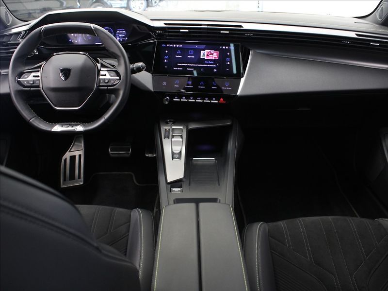 Peugeot 308 1,6 PHEV 225k. GT Výprodej! - fotka 8 z 28