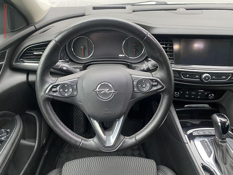 Opel Insignia (2018) 2.0 T 4x4, 2.maj,ČR - fotka 9 z 19