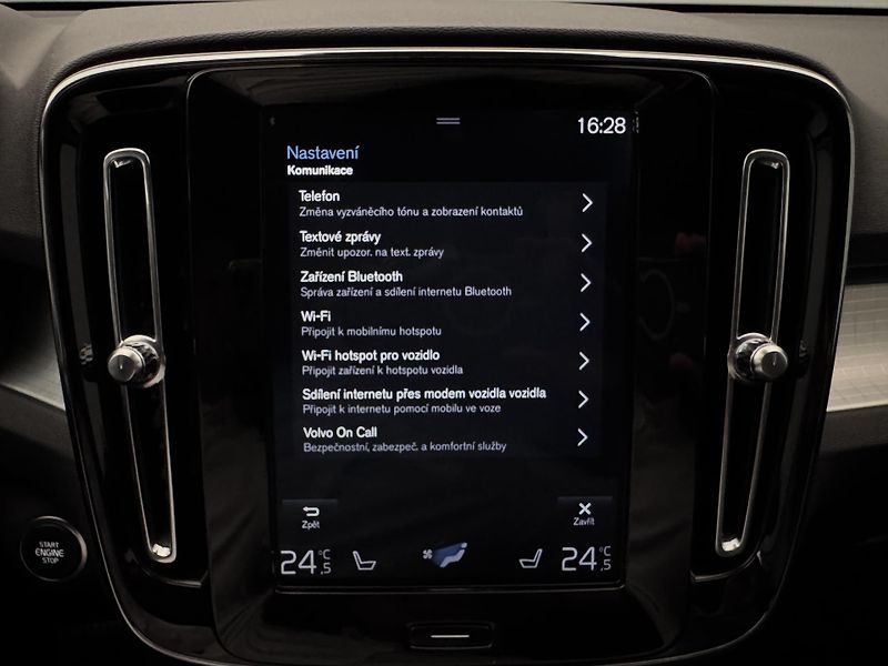 Volvo XC40 T5 AWD MOMENTUM PRO AUT - fotka 36 z 41