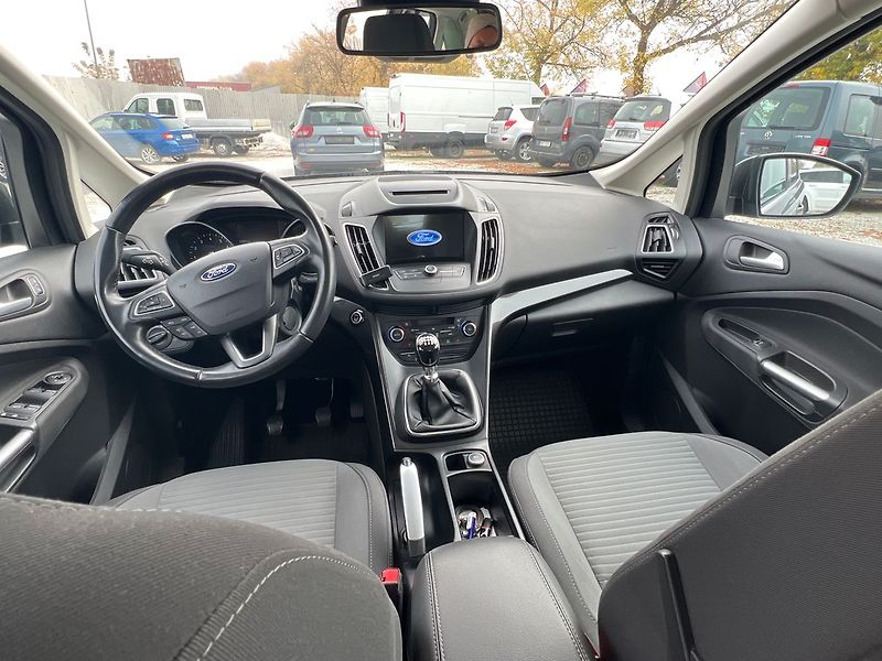 Ford C-MAX 1,5 i - fotka 7 z 16