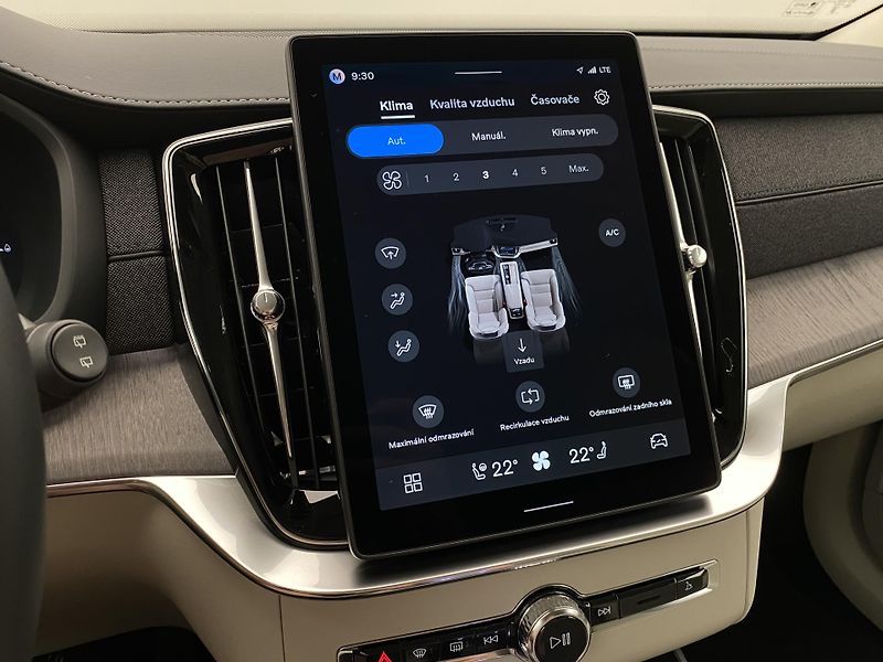Volvo XC90 (2026) T8 AWD RECHARGE BRIGHT PLUS 7m - fotka 42 z 71