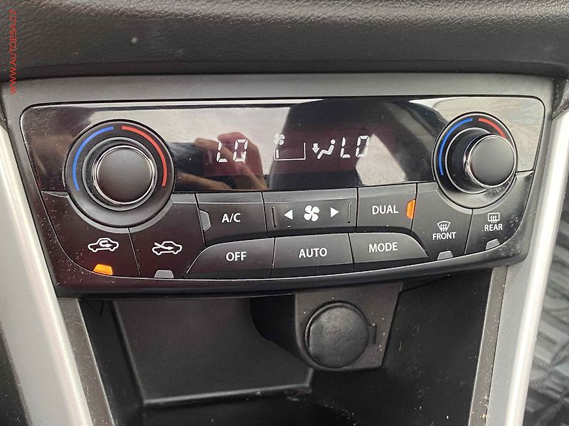 Suzuki S-Cross (2014) 1.6 VVT, Bixen, panor, kůže - fotka 16 z 20