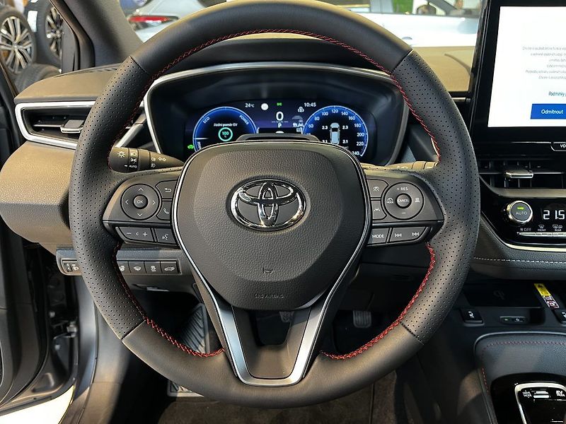 Toyota Corolla 2.0HEV, GR Sport - fotka 16 z 31