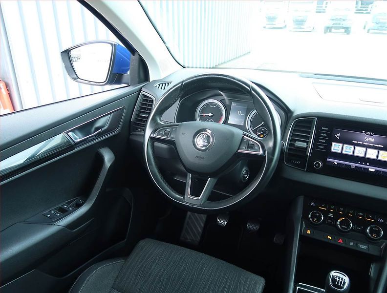 Škoda Karoq (2019) 2.0 TDI, 4X4, Tempomat - fotka 7 z 22