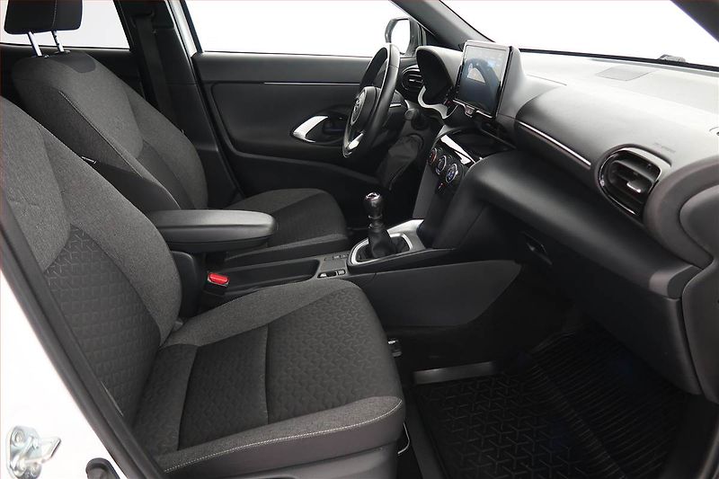 Toyota Yaris Cross (2022) Comfort 1.5 VVT-i - fotka 9 z 19