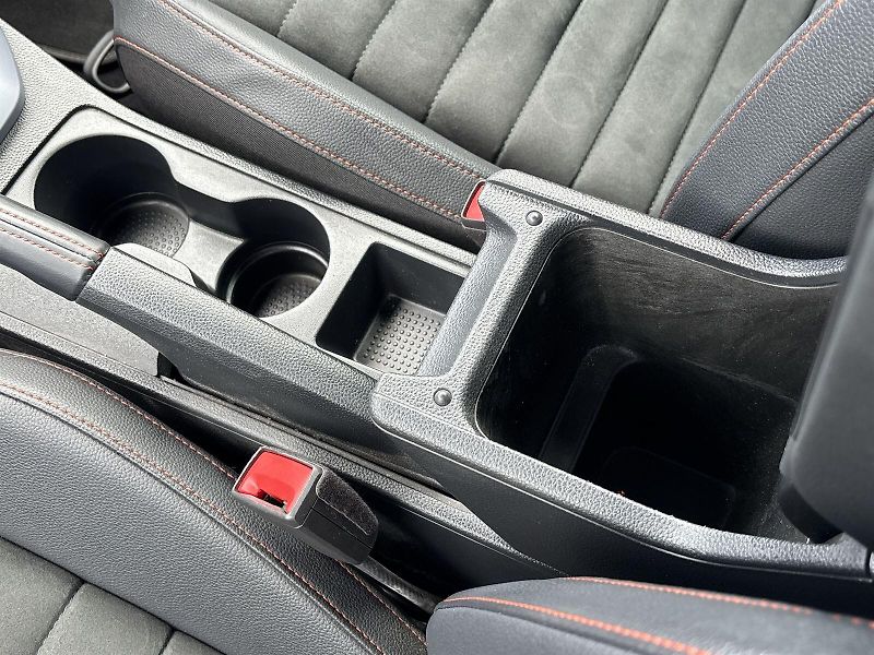 Seat Arona (2022) 1.5 TSI DSG FR - fotka 25 z 29