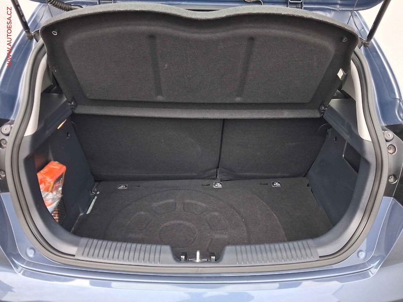 Kia Rio (2017) 1.3i, 2.maj,ČR, Klima - fotka 7 z 15