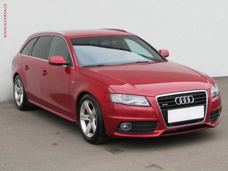 Audi A4 (2009) 2.0T 4x4, AT, navi, kamera - fotka 1 z 3