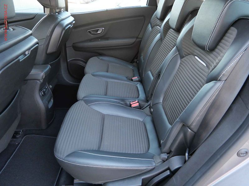 Renault Grand Scénic (2018) 1.5 dCi, Intense, navi, TZ - fotka 10 z 26