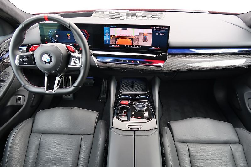 BMW M5 Touring - fotka 4 z 18