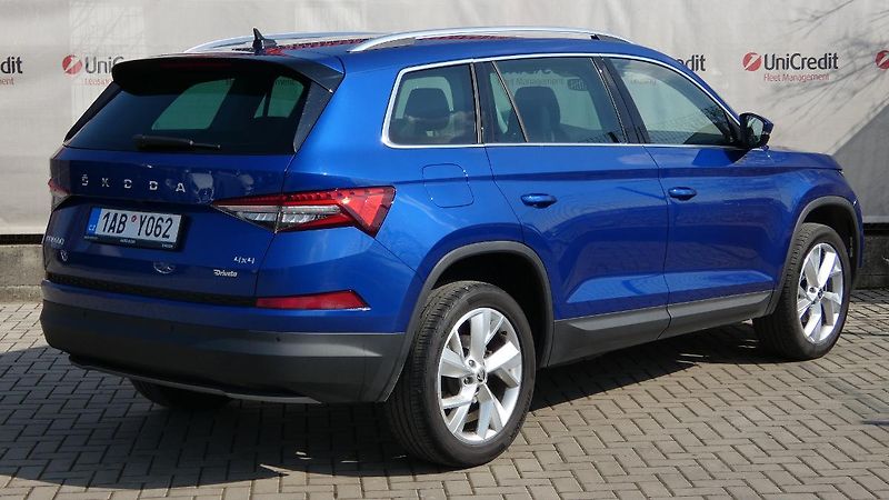 Škoda Kodiaq 2.0 TDI 110 kW Style 4x4 DSG - fotka 3 z 26
