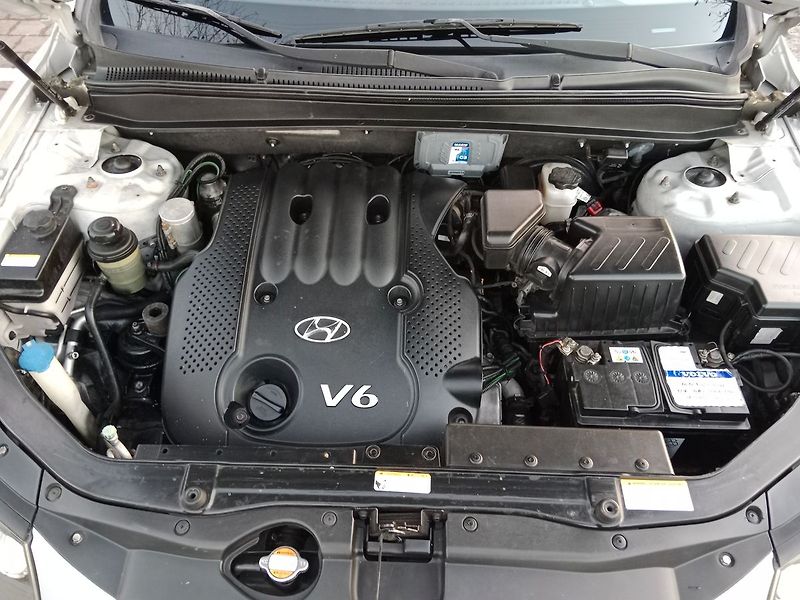 Hyundai Santa Fe (2007) Style 2.7 V6 LPG | Servis - fotka 16 z 16