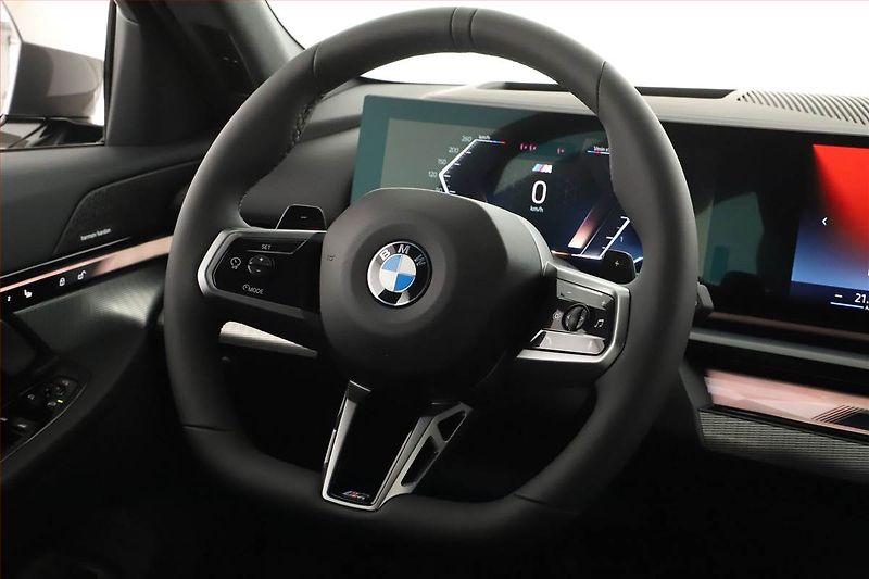 BMW Řada 5 (2025) 540d xDrive, 360°, Paměť - fotka 20 z 28