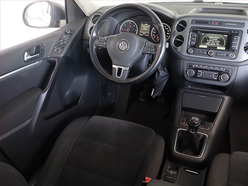 Volkswagen Tiguan (2013) 2.0 TDI, Navi, Tempomat - fotka 7 z 21