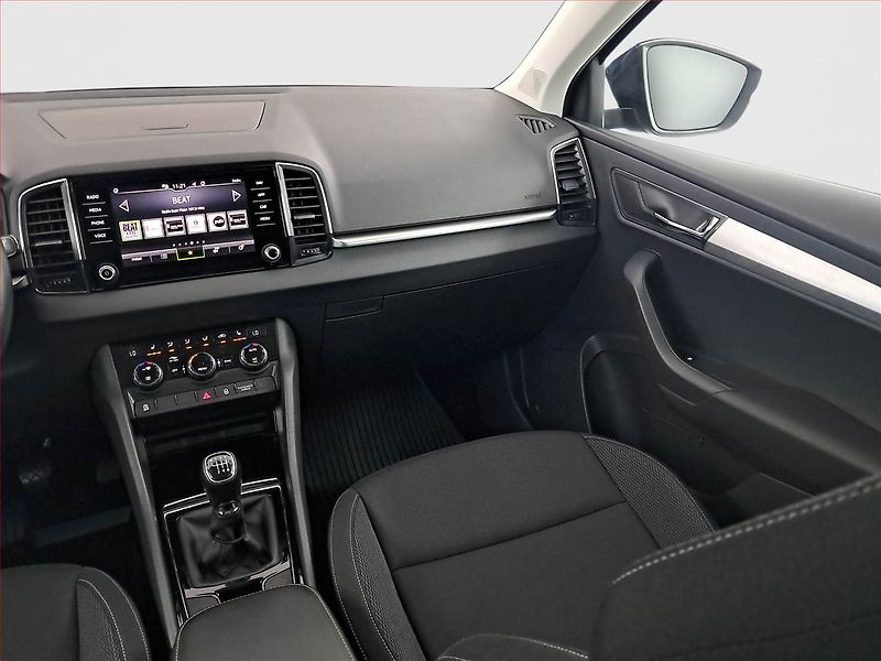 Škoda Karoq (2023) 1.0 TSI - fotka 8 z 18