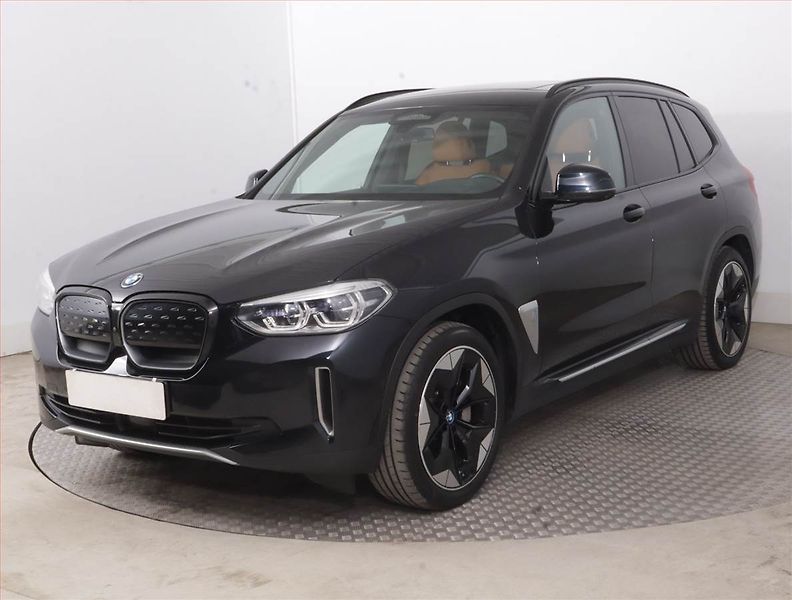 BMW iX3 (2021) Impressive 80 kWh, SoH 95% - fotka 2 z 21