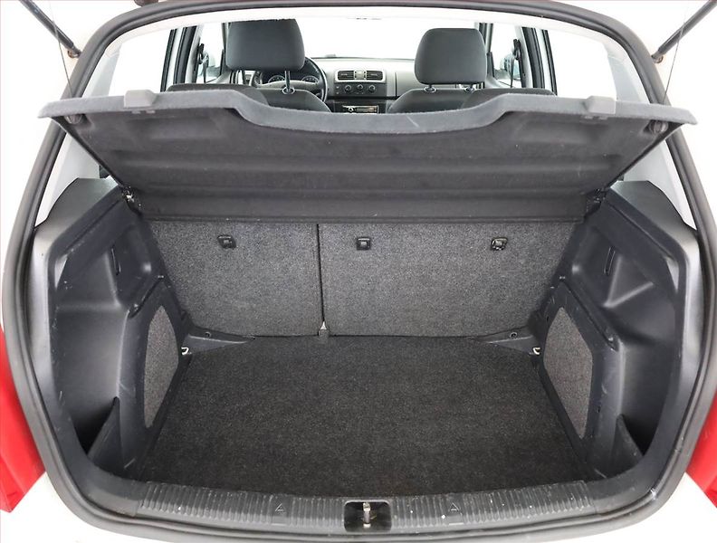 Škoda Fabia (2009) Ambiente 1.2 12V, Serv.kniha - fotka 11 z 16