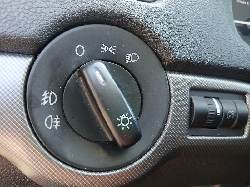 Škoda Octavia 2.0 TDi 4x4 - fotka 18 z 36