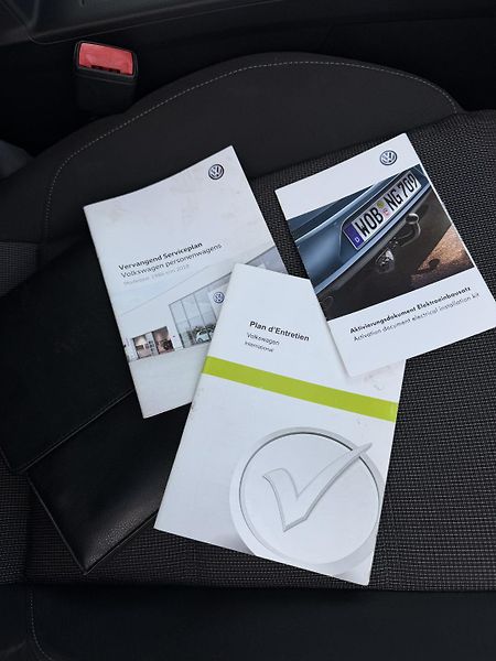 Volkswagen Passat (2015) 1. Majitel, Dovoz, Tažné - fotka 21 z 25