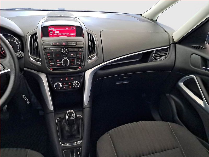 Opel Zafira (2013) 1.4 Turbo, 7 míst, Serv.kniha - fotka 8 z 17