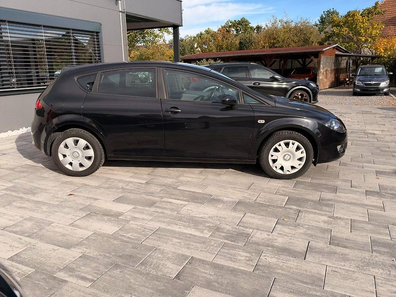 Seat Leon (2008) Salsa 1.4 MPi 63kW Klima - fotka 4 z 45