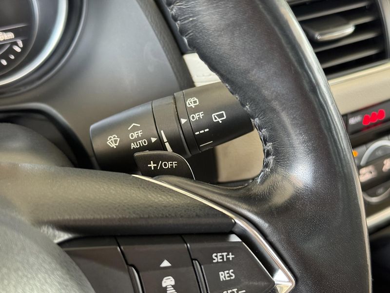 Mazda 6 2,2 SkyActiv-D*129kW*4x4*AUT - fotka 27 z 39