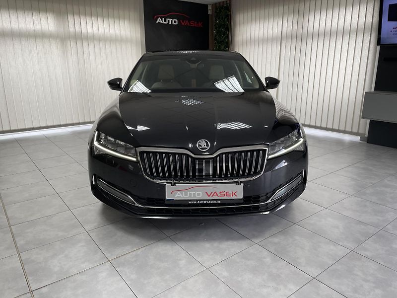 Škoda Superb 2.0 TDi DSG ČR NAVI ACC SERVIS - fotka 5 z 31