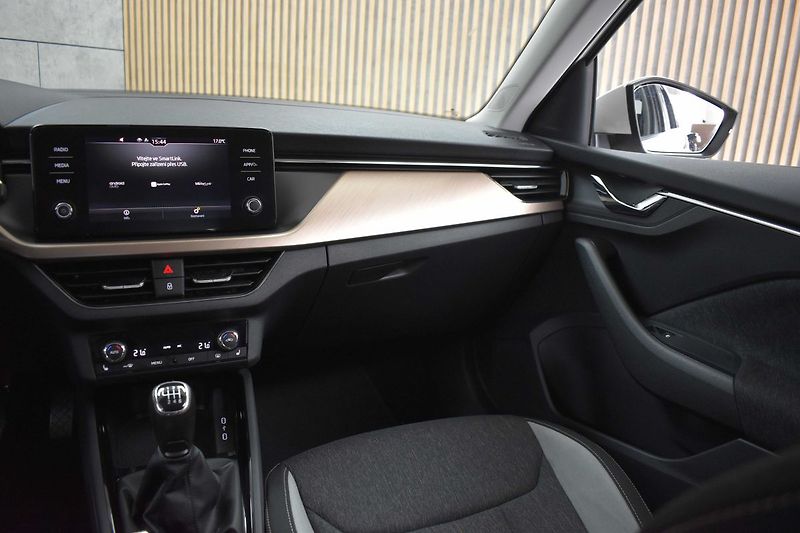 Škoda Kamiq 1.6 TDI STYLE*KESSY*ČR 1.MAJ - fotka 9 z 40