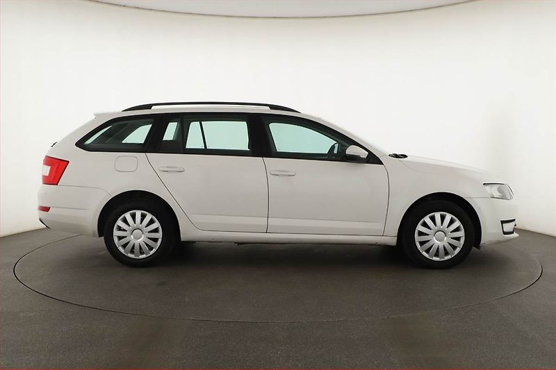 Škoda Octavia (2016) 1.6 TDI - fotka 6 z 13