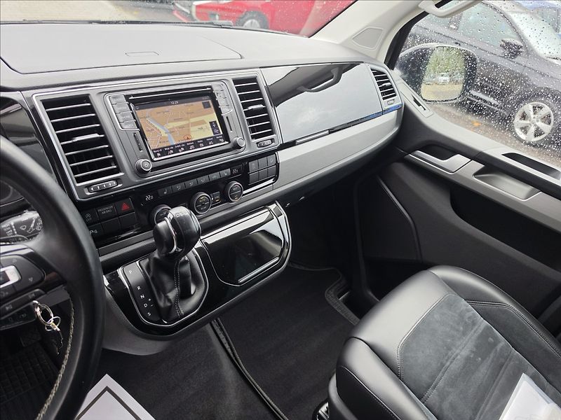 Volkswagen Multivan 2,0 TDi DSG BULLI KŮŽE 7 míst - fotka 13 z 50