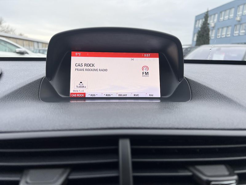 Opel Mokka 1.4T COSMO 4x4 TEMPOMAT KLIMA - fotka 23 z 53