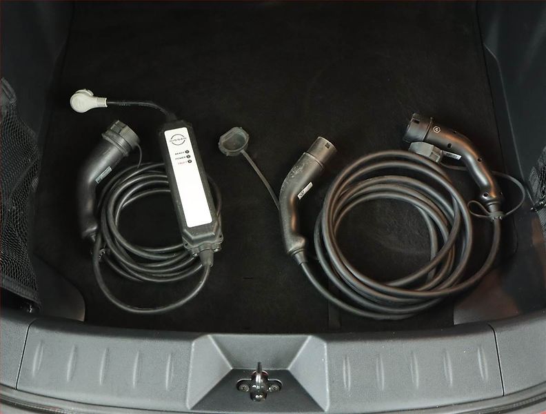 Nissan Leaf (2021) 40 kWh, SoH 90%, Automat - fotka 18 z 18