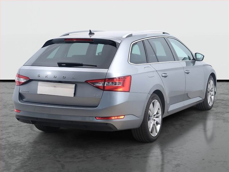 Škoda Superb (2019) Style Plus 2.0 TDI - fotka 5 z 16
