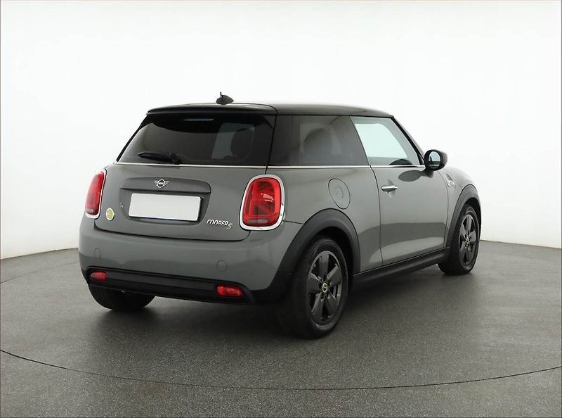 Mini Ostatní (2021) Cooper SE 32 kWh, SoH 94% - fotka 5 z 20