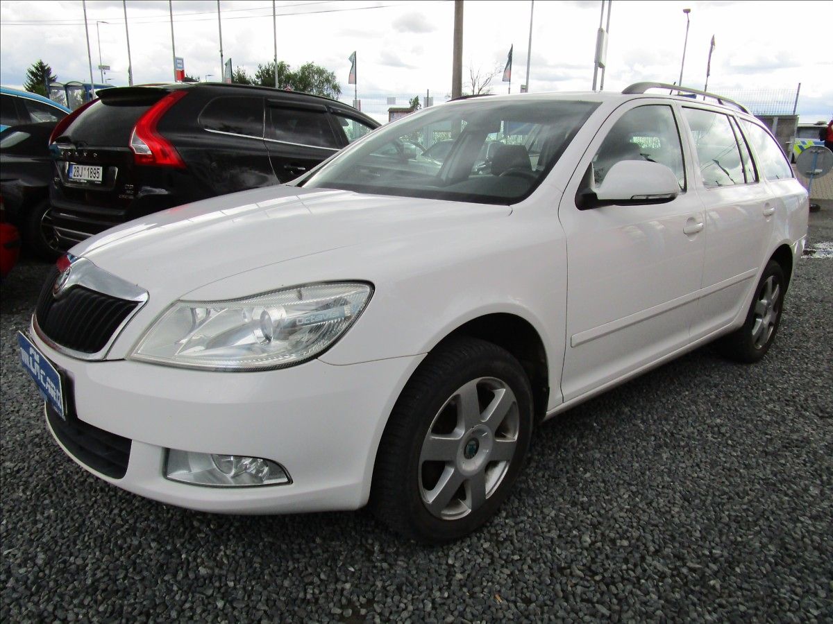 Škoda Octavia Combi 1.8TSi Ambition, Klima