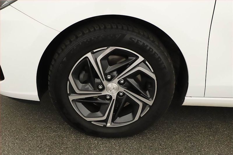 Hyundai i30 (2021) Smart 1.6 CRDi, ČR,1.maj - fotka 14 z 14