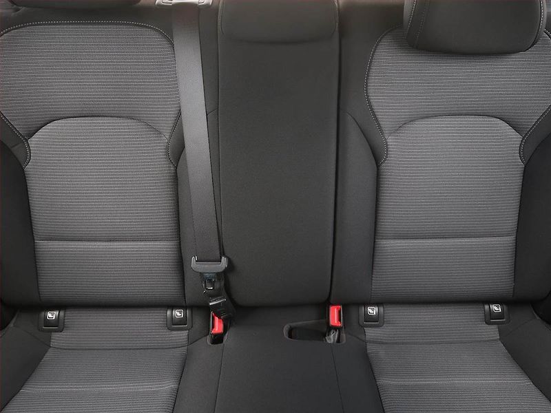 Hyundai i30 (2019) 1.4 CVVT, Tempomat - fotka 10 z 17
