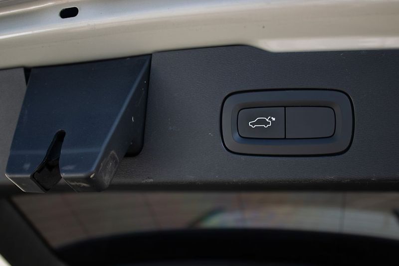 Volvo V60 Nové rozvody, servisovano - fotka 36 z 37
