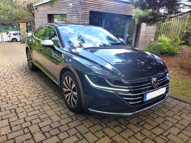 Volkswagen Arteon (2023) 2.0TDI DSG 1maj ČR Elegance - fotka 2 z 23