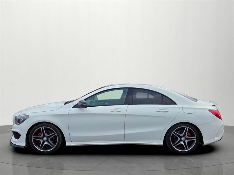 Mercedes-Benz CLA 1,8 100 KW 200 CDi automat - fotka 4 z 26