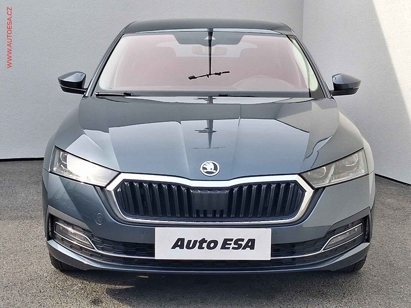 Škoda Octavia (2021) 2.0 TDi, 2.maj,ČR, Style - fotka 2 z 20