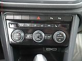 Volkswagen T-Roc (2018) 2.0 TSi 4x4, DSG, LED, navi - náhled 13