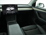 Tesla Model Y (2023) Long Range AWD 79kWh, SoH 92% - náhled 8