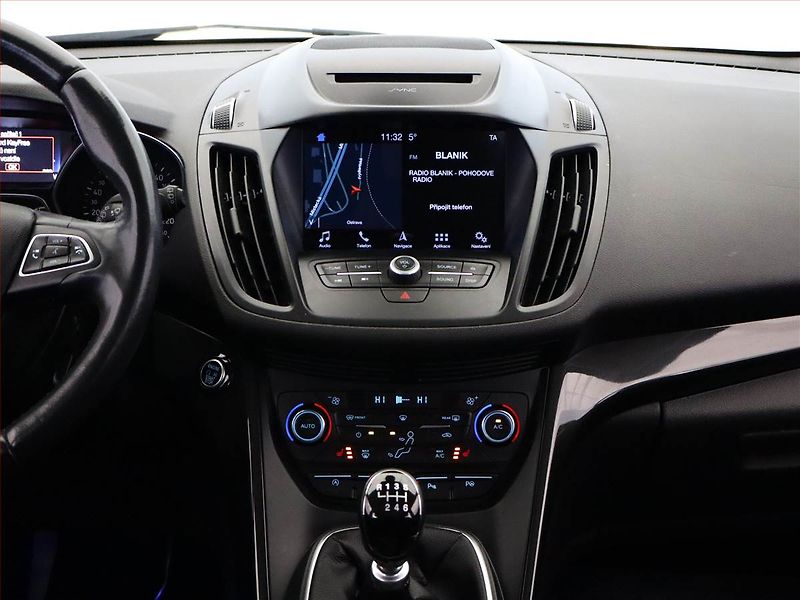 Ford Kuga (2017) 2.0 TDCi, Kůže, Navi, Tempomat - fotka 10 z 15